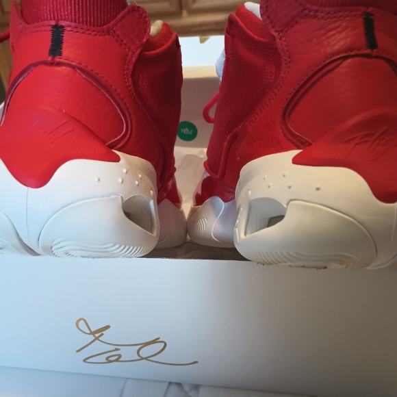 🔥Super Fire Men's Red Hot Jordan Max Aura 4 Classic 9.5 - Picture 5 of 10